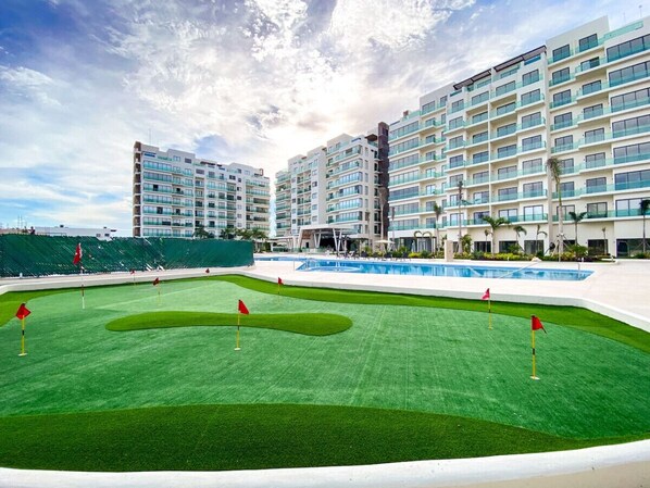 Golf