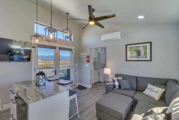 Kalispell Vacation Rental | 1BR | 1BA | 448 Sq Ft | 4 Steps to Access