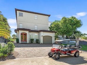 6-passenger golf cart