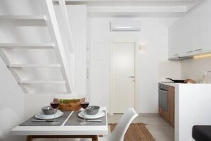 In-Dining