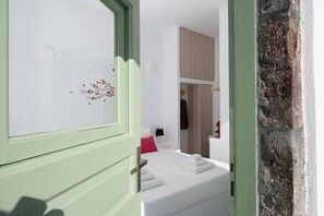 Upper Bedroom - Entrance