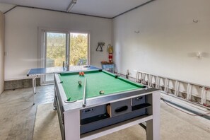 Pool Table