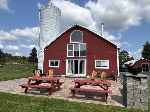 Welcome to Red Barn Retreat