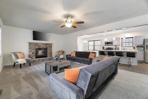 LIVING AREA WITH FIREPLACE 