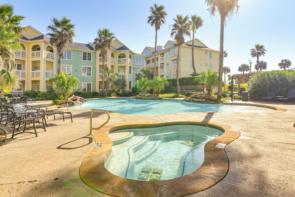 Galveston Vacation Rental | 2BR | 2BA | Stairs Required | 1,160 Sq Ft