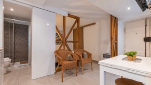 This charming studio is the ideal place to book, for a romantic getaway in Lisbon #charming #romantic #portugal #pt #lisbon