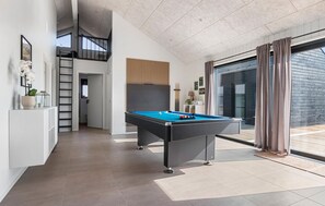Spielezimmer