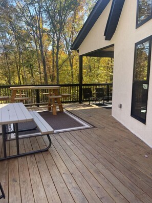 Enjoy the large deck with plenty of seating for everyone