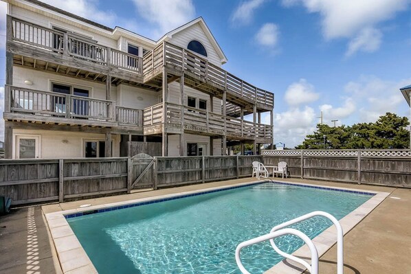 Rear Exterior of Cool Breeze