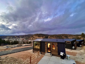 Wild Sage Stargazing Cabin
