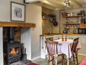 Kitchen/diner | The Nest, Castleton