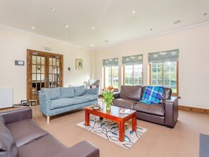 Living room | Stag Manor - Perfect Manors, Kirkhill, near Inverness