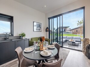Open plan living space | Lodge Five - Ty Llwyd, Llangefni