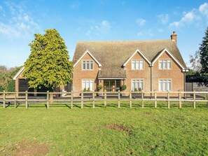 Exterior | Denmark House, Bluebell Hill, near Chatham