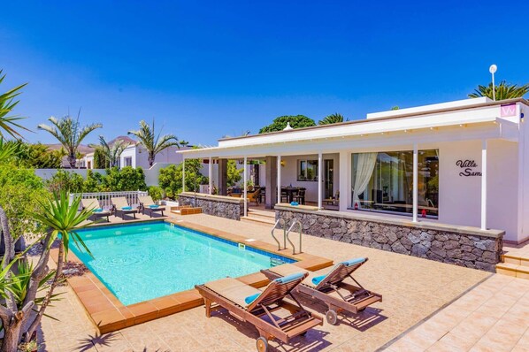 Villa Sama image