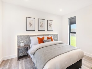Double bedroom | Lodge Four - Ty Llwyd, Llangefni