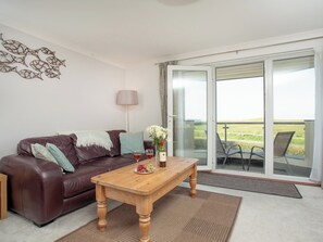 Living area | Spinnakers, Newquay