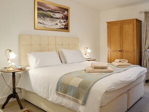 Double bedroom | The Coach House - Ardblair Castle Cottages, Blairgowrie
