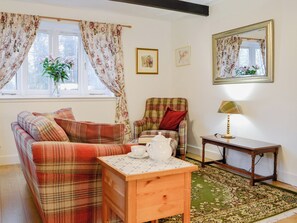 Living room/dining room | The Coach House - Ardblair Castle Cottages, Blairgowrie