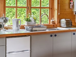 Kitchen area | Oak Lodge, Berrow, near Malvern
