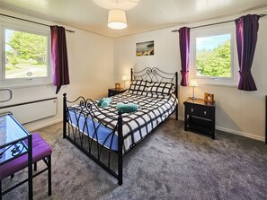 Double bedroom | Lamastar, Woolsery, near Hartland