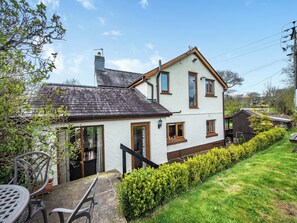 Exterior | Penrock, Llanwrda