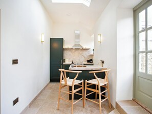 Kitchen | Dotty’s, Stow-on-the-Wold