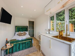 Interior | Hideaway - Reeves Estate, Battle