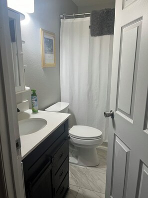 2nd bathroom