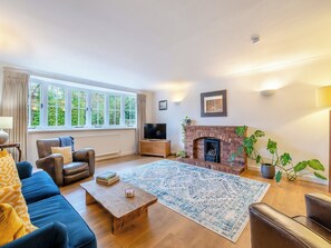 Living area | Stablehurst Cottage, East Grinstead
