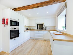 Kitchen | Stirrup - Tedsmore Hall Estate Properties, Oswestry