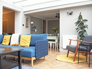 Living area | Captain’s Cottage, Shanklin