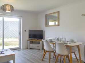 Dining Area | Coastal Soul - Seaside Escapes, Lake, near Sandown