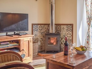 Living area | Welshouse, Henllan