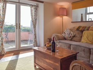 Living area | Welshouse, Henllan