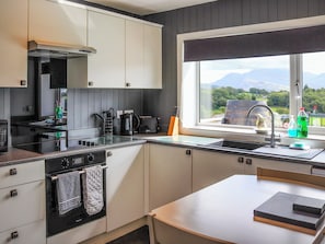 Kitchen | Bryn Mair, Penisarwaun, near Caernarfon