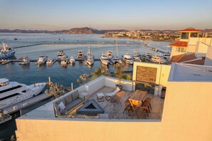 27 Vista Coral #470-Rooftop terrace