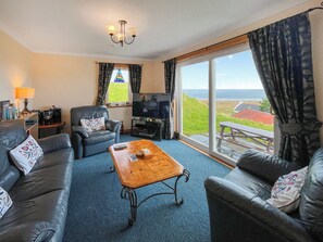Living area | Wavecrest, Staffin