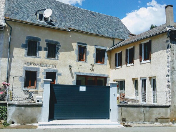 Exterior