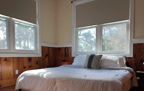 Bedroom 1 King