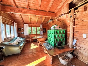 Propriété, Fenêtre, Bois, Design Intérieur, Canapé, Bâtiment, Sol, Sol, Salon, Dur
