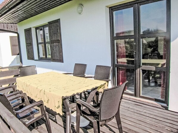 Furniture, Table, Building, Window, Chair, Wood, Shade, Architecture, Interior Design