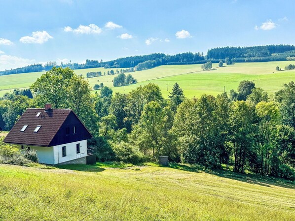 Cloud, Sky, Building, Plant, Window, Tree, House, Facade, Roof, Landscape