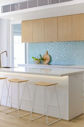 Kitchen with everything you need to entertain