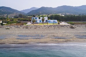 Villa Sea Gem by Ezoria Villas (10623)