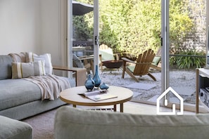 Two separate living areas, perfect for families or groups 