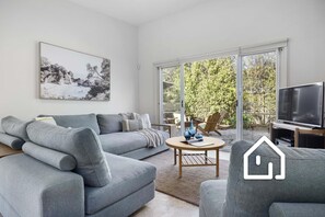 Two separate living areas, perfect for large families or groups