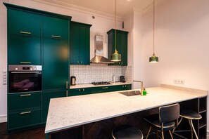 Kitchen | Book Now with RENTUJEMY.COM
