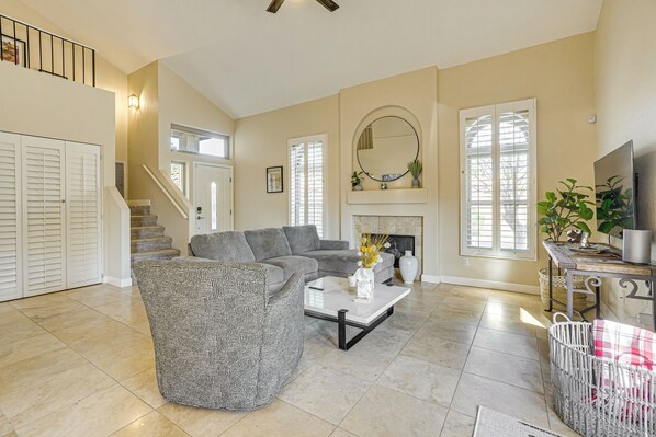 Avondale Vacation Rental | 3BR | 2.5BA | 1,564 Sq Ft | Stairs Required