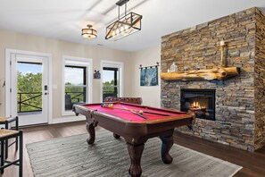 Spielezimmer